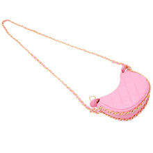 Load image into Gallery viewer, Quilted Chain Hobo Bag