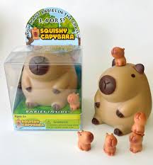 Zorbitz Squishy Capybara Surprise with Babies Inside