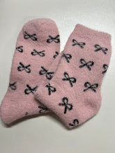 Load image into Gallery viewer, Bow Fluffy Home Plush Socks