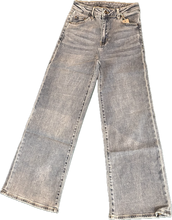 Load image into Gallery viewer, Tractr Bow Back Wide Leg Jeans